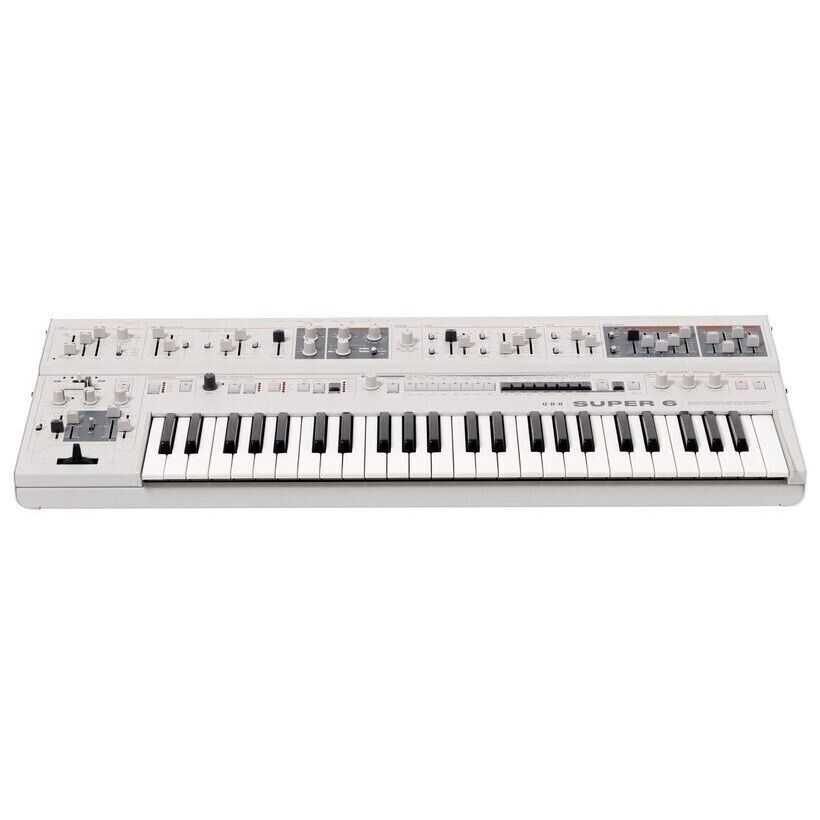 UDO Audio Super 6 white SE Настольные аналоговые синтезаторы
