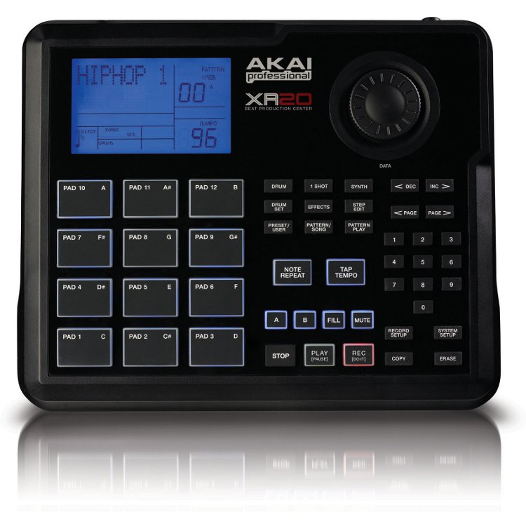 Akai Pro XR20 Akai Pro XR20 Сэмплеры и драм-машины
