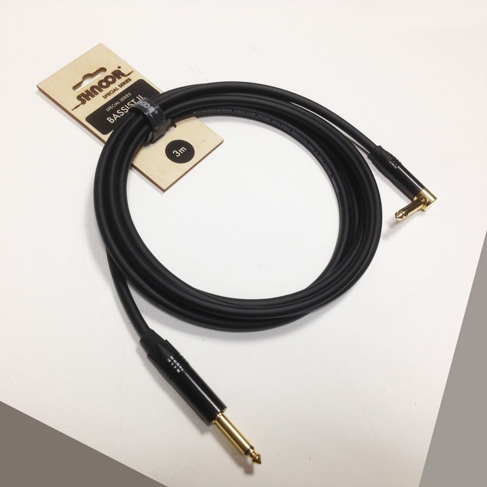 SHNOOR Bassist-IL-1,5m SHNOOR Bassist-IL-1,5m Коммутация студийная