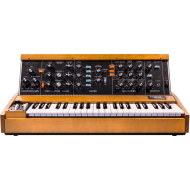 Moog Minimoog Model D Клавишные аналоговые синтезаторы