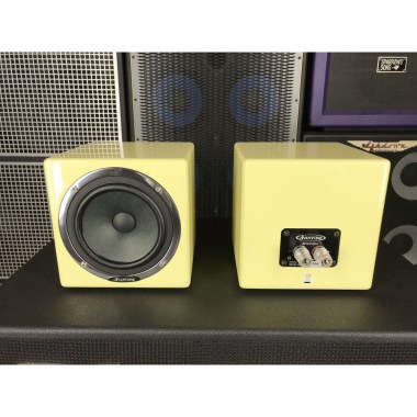 Avantone Pro MixCube Passive Monitor Pair Cream Различное Музыкальное Оборудование