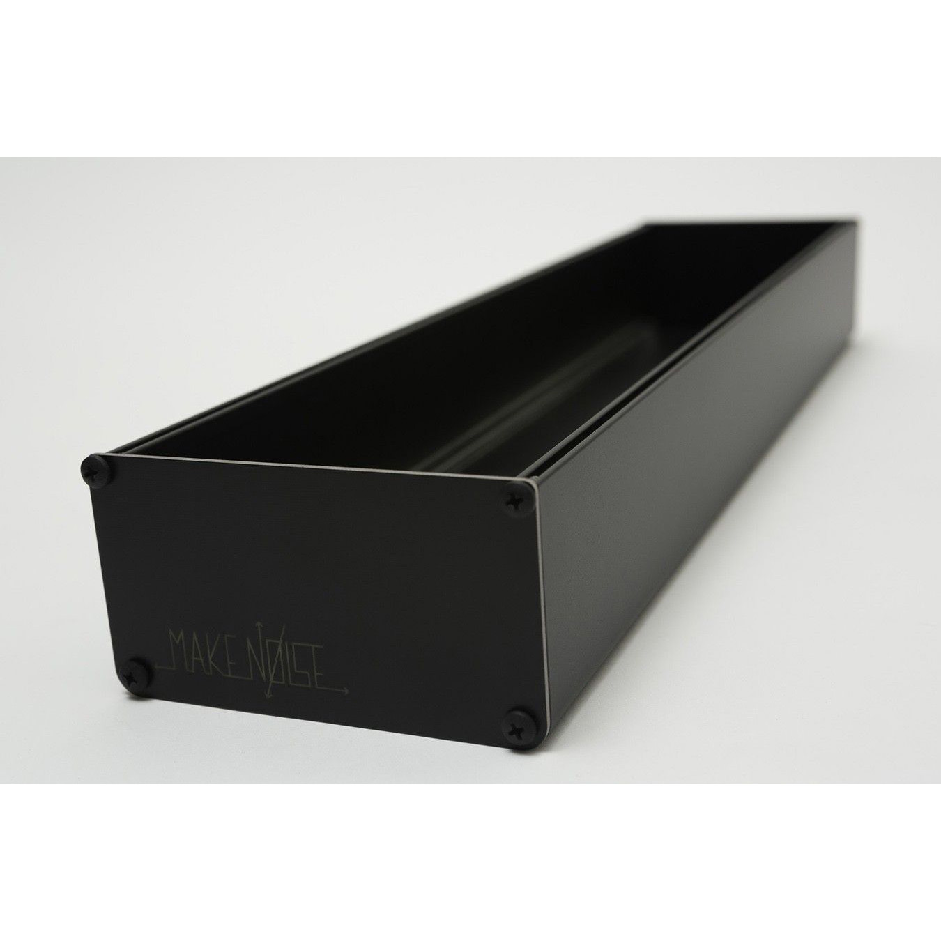 Make Noise 3U 104hp Make Noise Empty Skiff Make Noise 3U 104hp Make Noise Empty Skiff Различное Музыкальное Оборудование