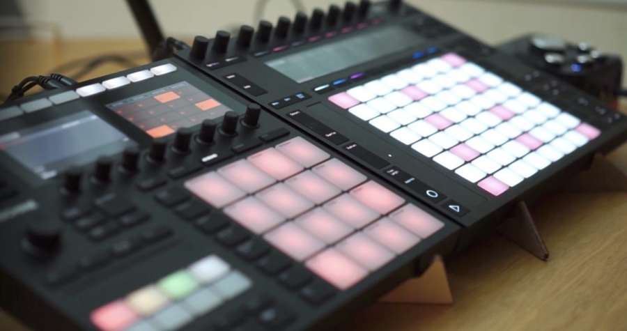 Native Instruments Maschine mk3 vs Ableton Push 2 (видео)