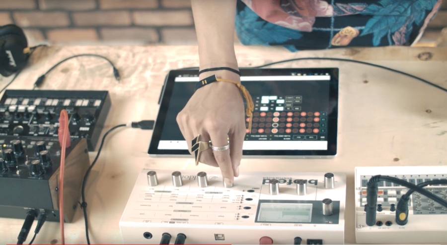 Modul: онлайн MIDI-секвенсор от Gibbon Digital